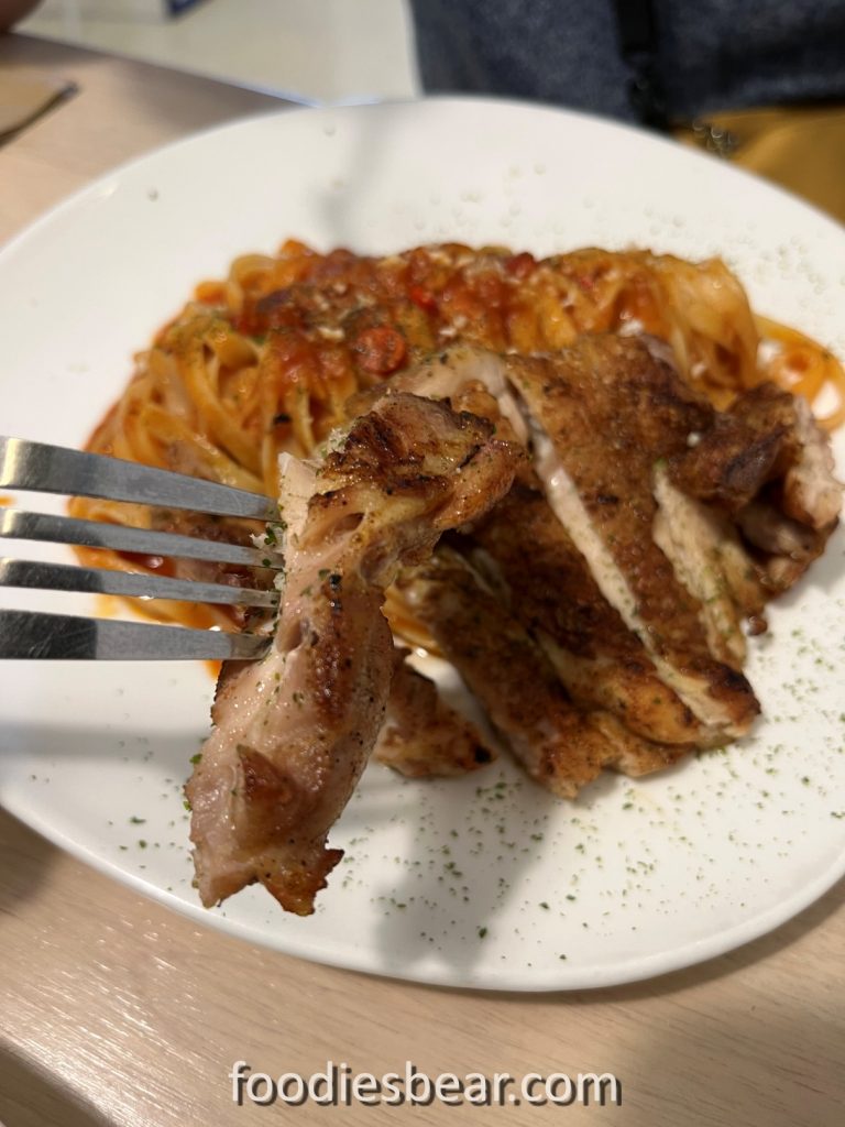 fettuccine pomodoro with grilled chicken