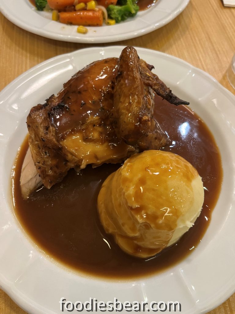 quarter chicken with mashed potato