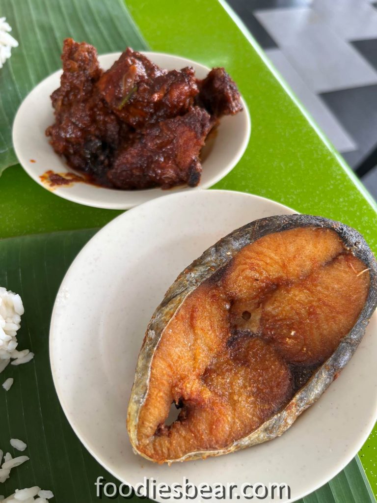 Banana leaf rice - Ikan tenggiri