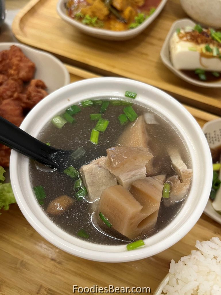 peanut and lotus root soup