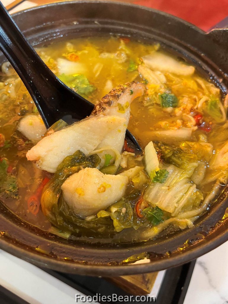 q house sour vegetable fish soup