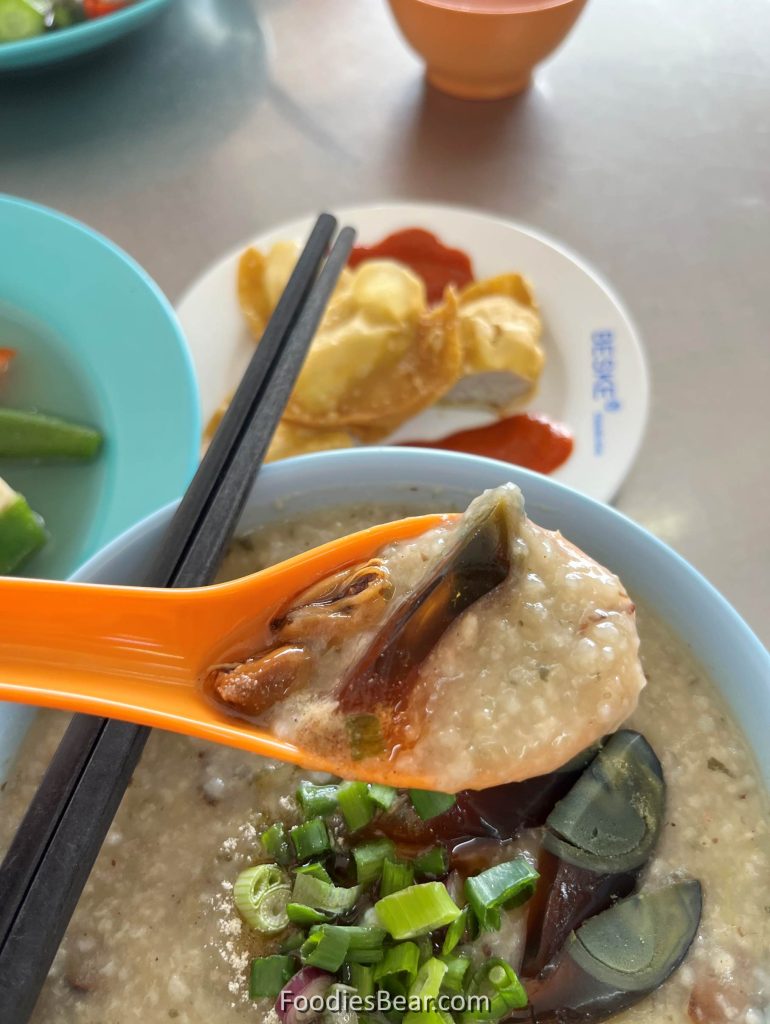 famous porridge with dried oysters