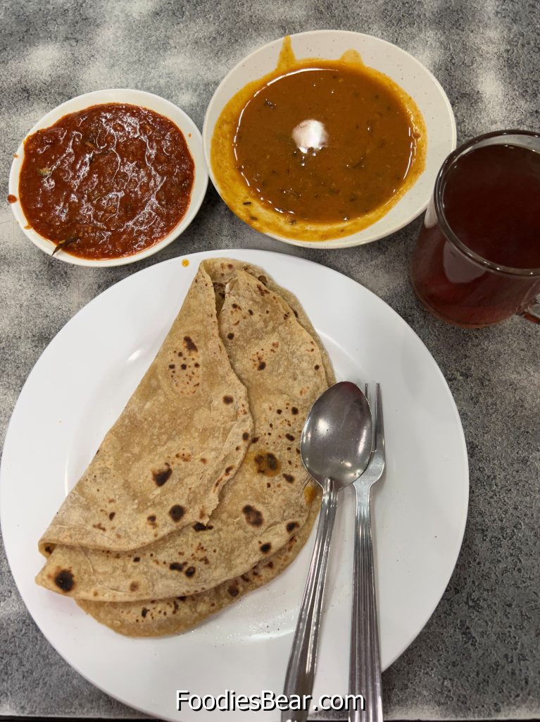 Restoran Santa (Chapati-house) - Must visit