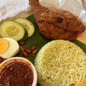 nasi lemak ayam goreng