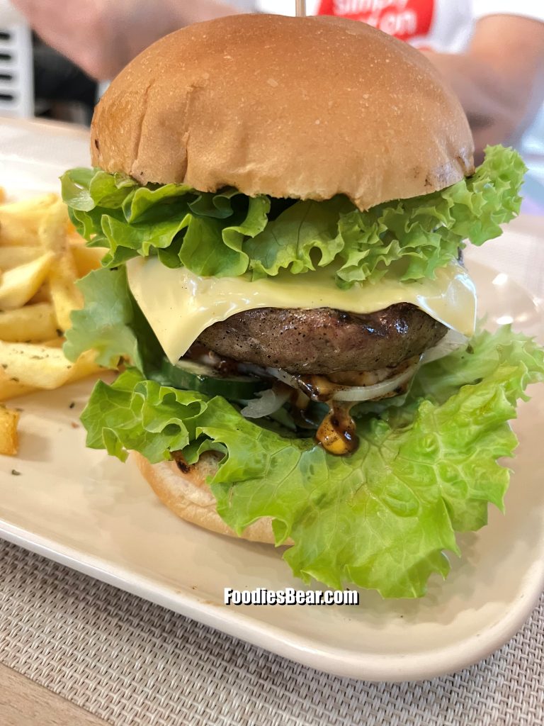 Grill pork burger