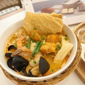 seafood laksa