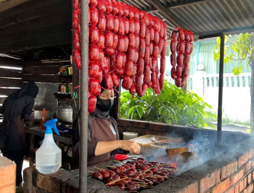 Tong Mo @ Kukus, Jalan Tepi Sungai Klang